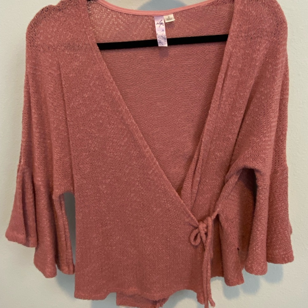 Blush pink quarter length light sweater